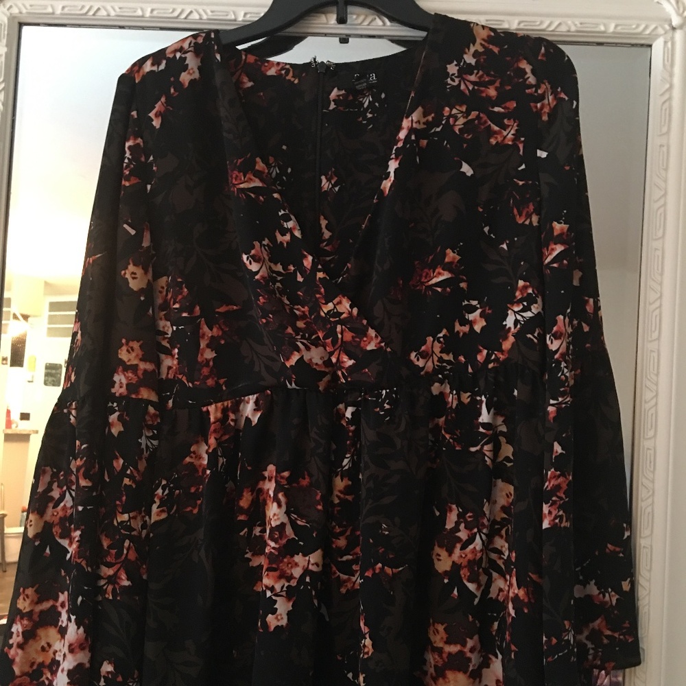 Floral Plunge Neck Peplum Top Bell Sleeve